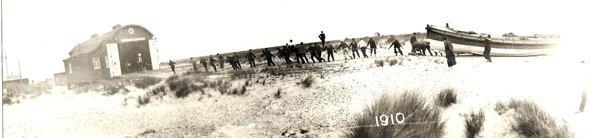 Recovering the baoat back to Blakeney Point lifeboat house in 1910